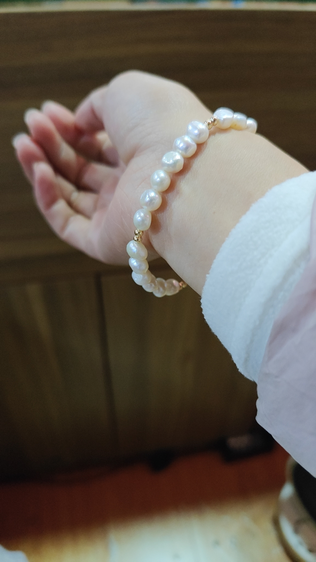 Reseña fotográfica de la pulsera de perlas de agua dulce con cierre barroco