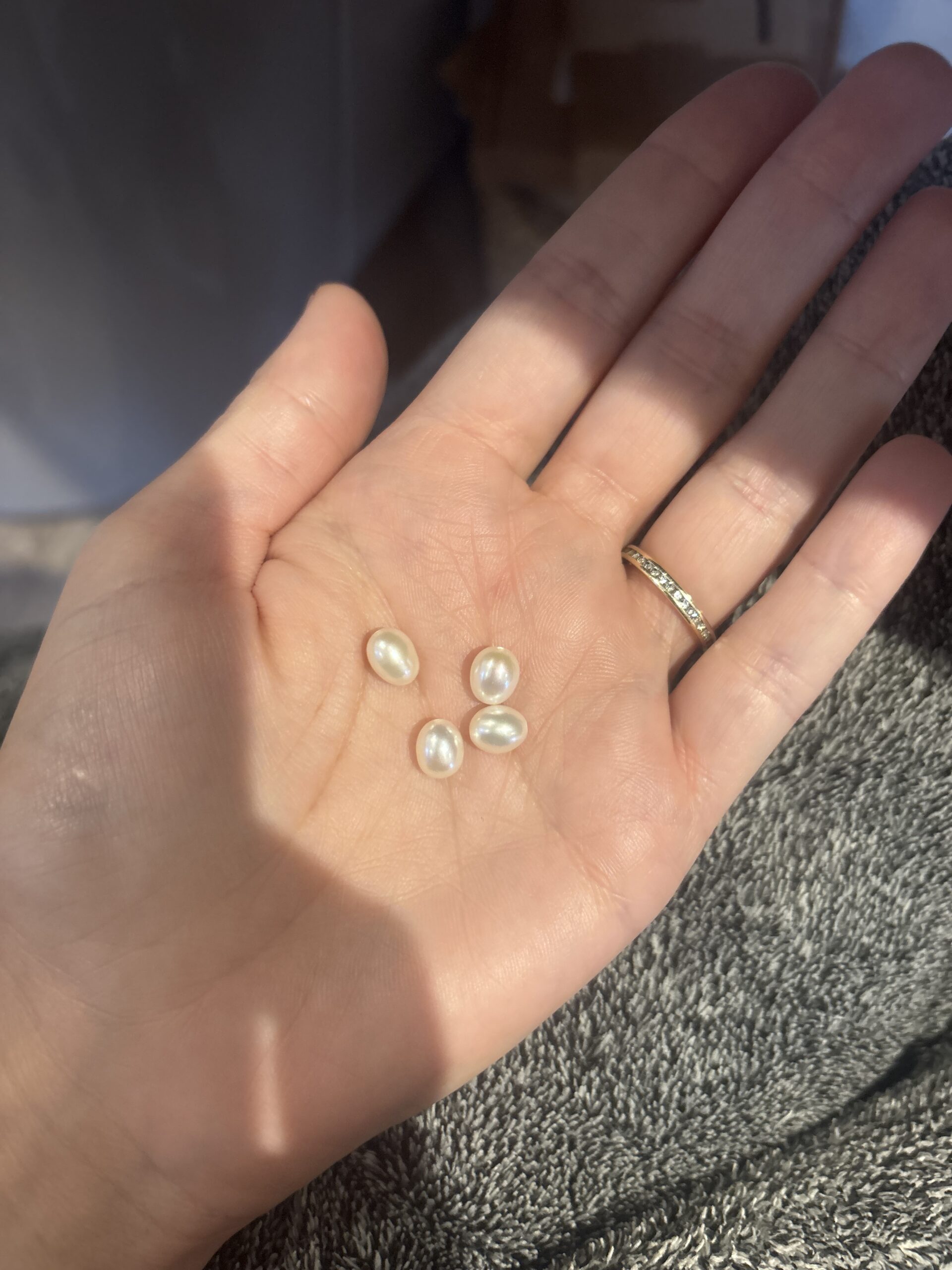 Revue photo des perles d'eau douce naturelles Strong Luster de 7 mm
