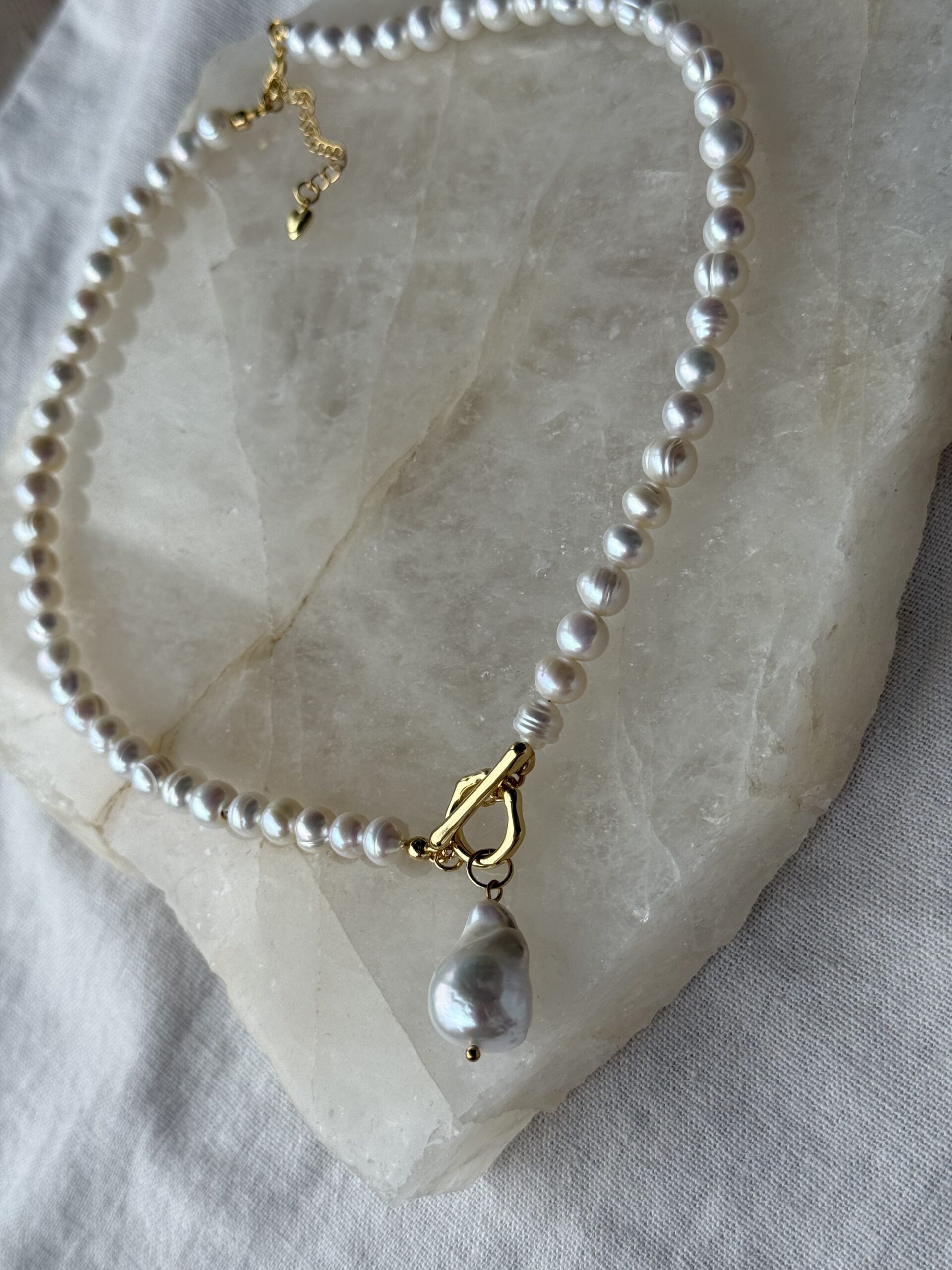 7-8mm Natural White Oval Freshwater Pearls Strand photo review